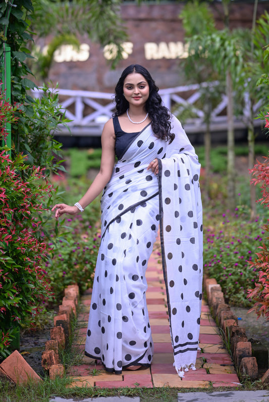 Classic White Mull Cotton Saree with Black Polka Dots – Blouse Not Included