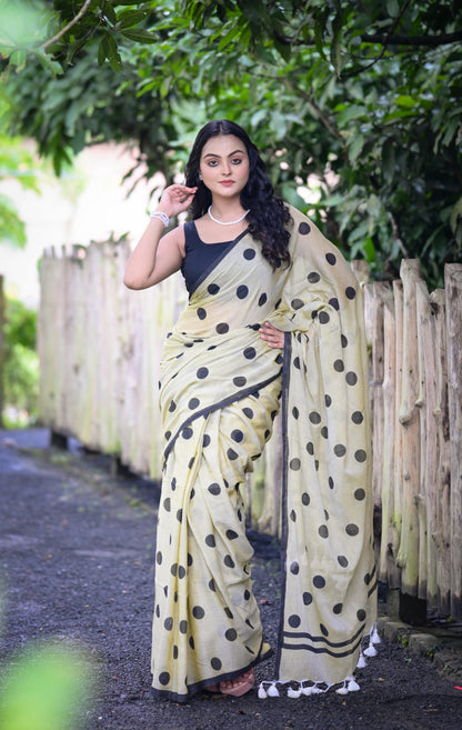 Elegant Beige Mull Cotton Saree with Black Polka Dots – Blouse Not Included