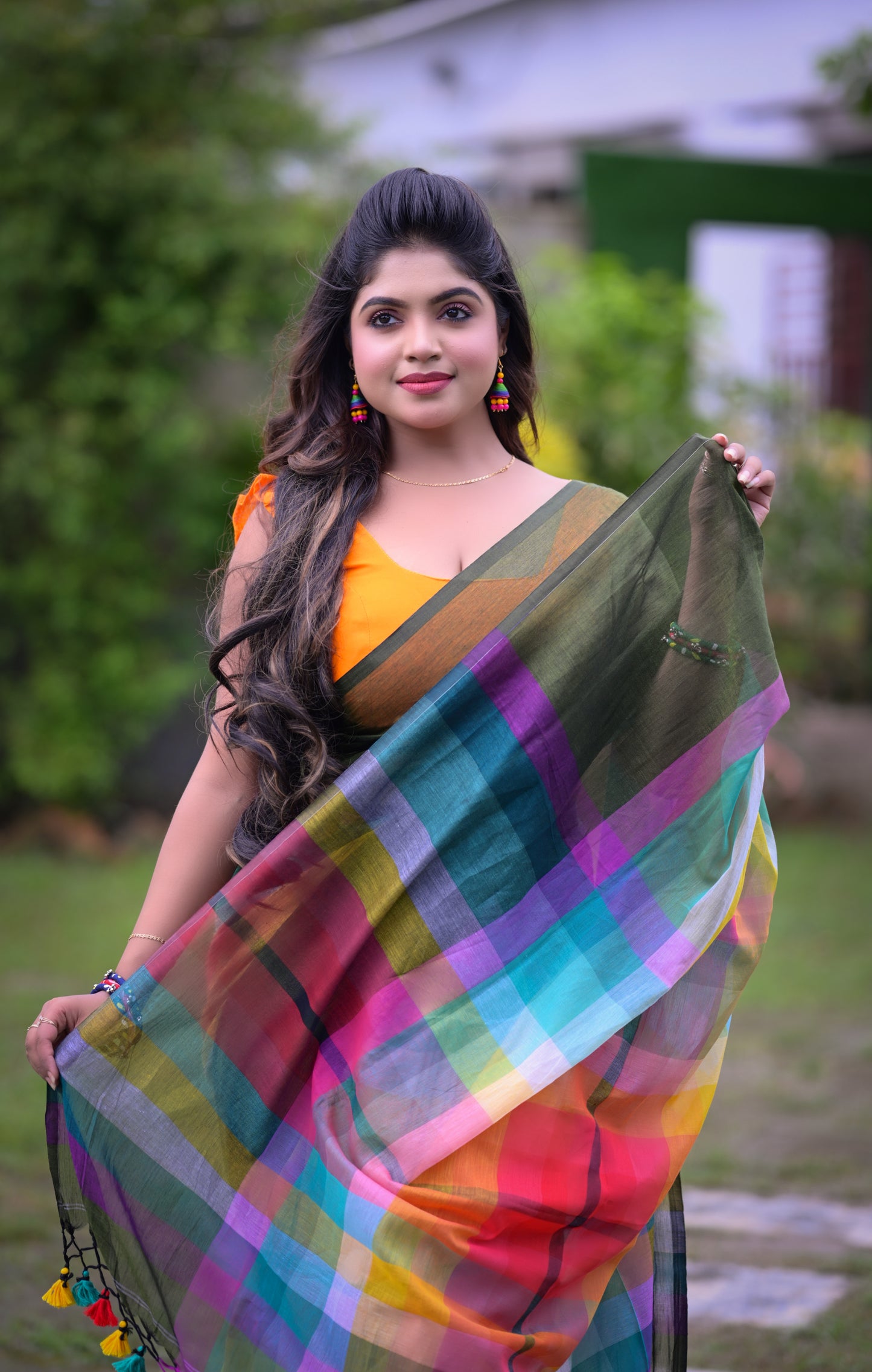 Elegant Multicolor Checkered Mull Cotton Saree – Blouse Not Included