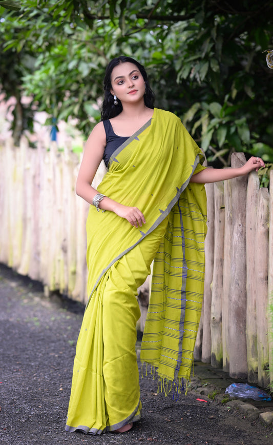 Stylish Green Cotton Saree with Grey Border & Blouse Piece – Elegant Traditional Wear