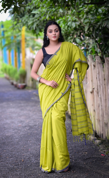 Stylish Green Cotton Saree with Grey Border & Blouse Piece – Elegant Traditional Wear