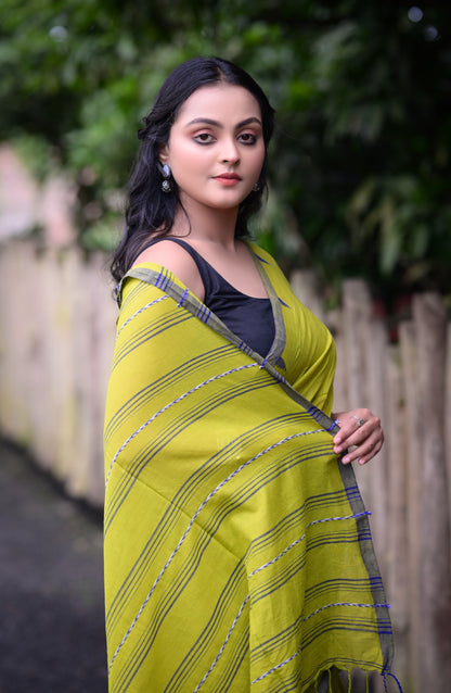Stylish Green Cotton Saree with Grey Border & Blouse Piece – Elegant Traditional Wear