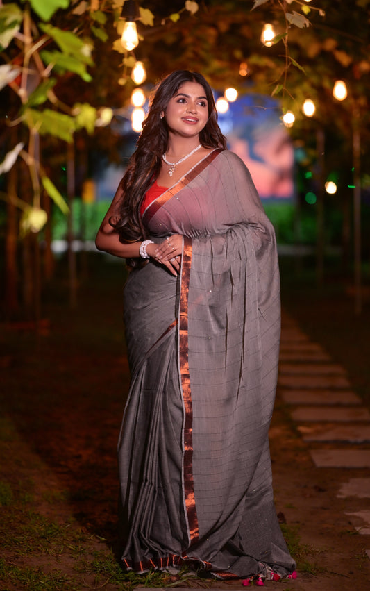 Sophisticated Grey Mull Cotton Saree with Copper Border & Blouse
