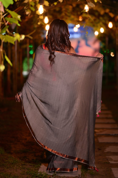 Sophisticated Grey Mull Cotton Saree with Copper Border & Blouse