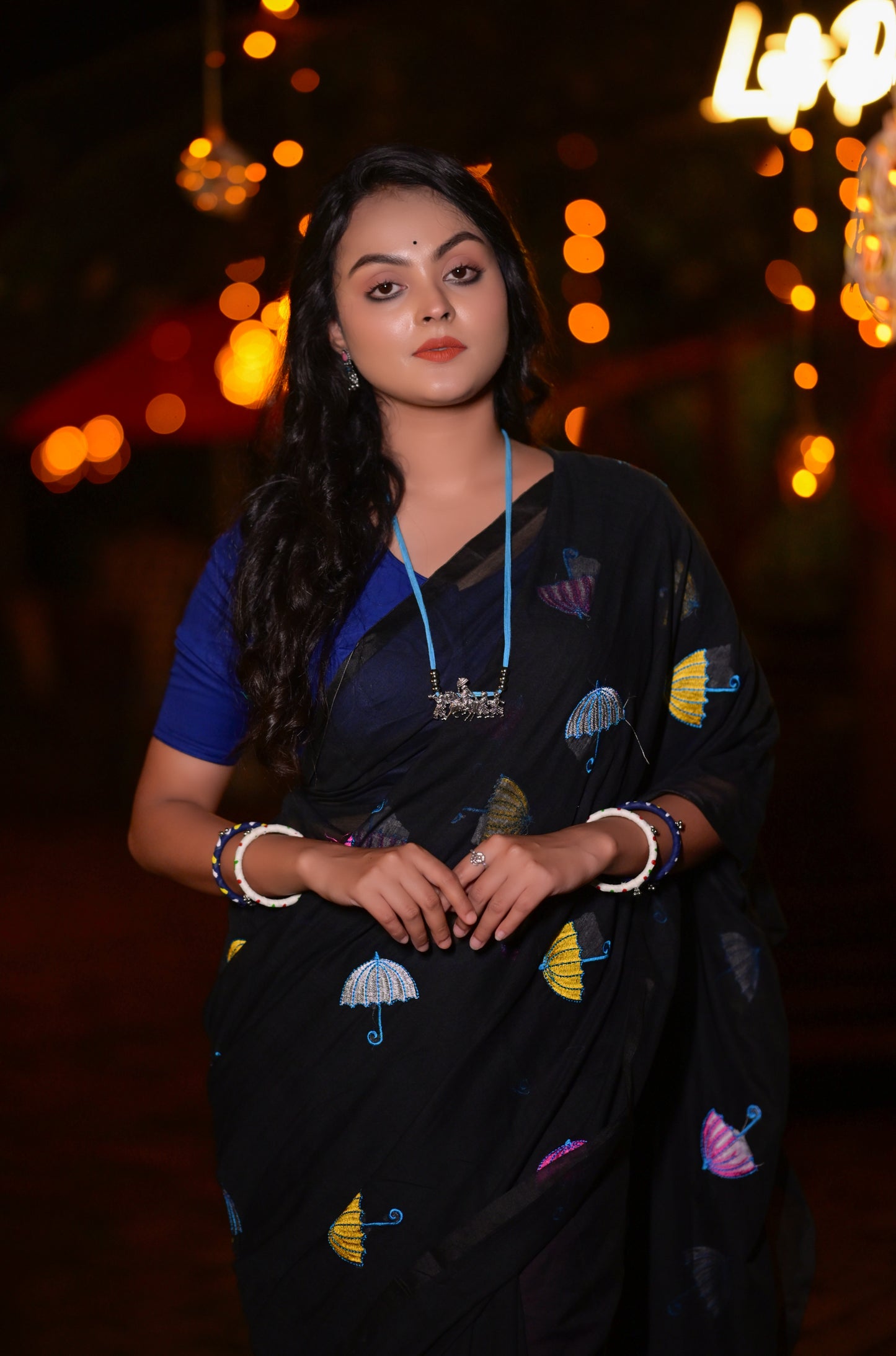 Graceful Black Mull Cotton Saree with Multicolor Umbrella Embroidery – Lightweight Handwoven Saree