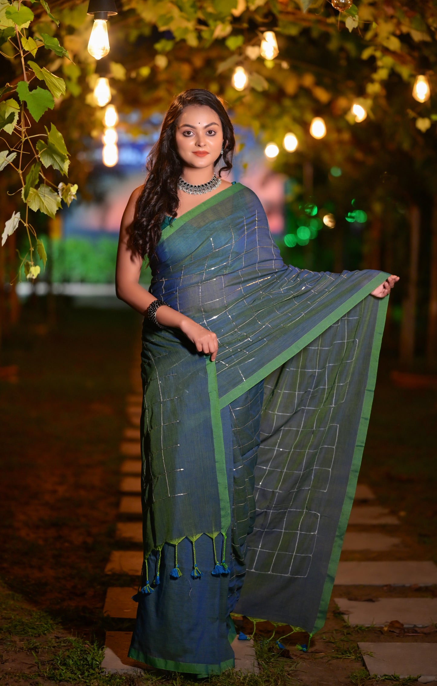 Elegant Green Khadi Cotton Saree with Silver Check Design & Matching Blouse Piece