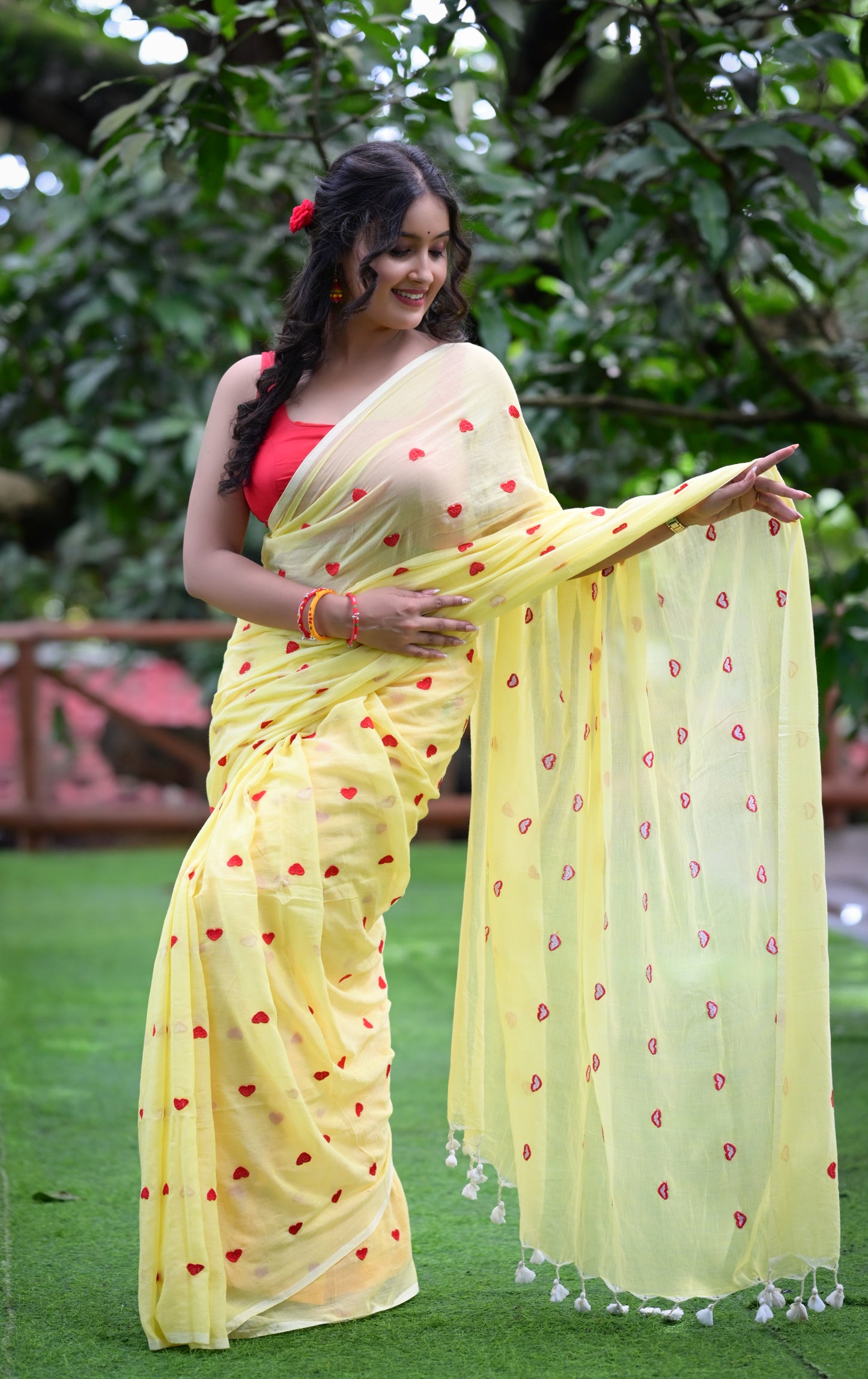 Yellow Mull Cotton Saree with Red Heart Design – Soft & Lightweight (Blouse Not Included)
