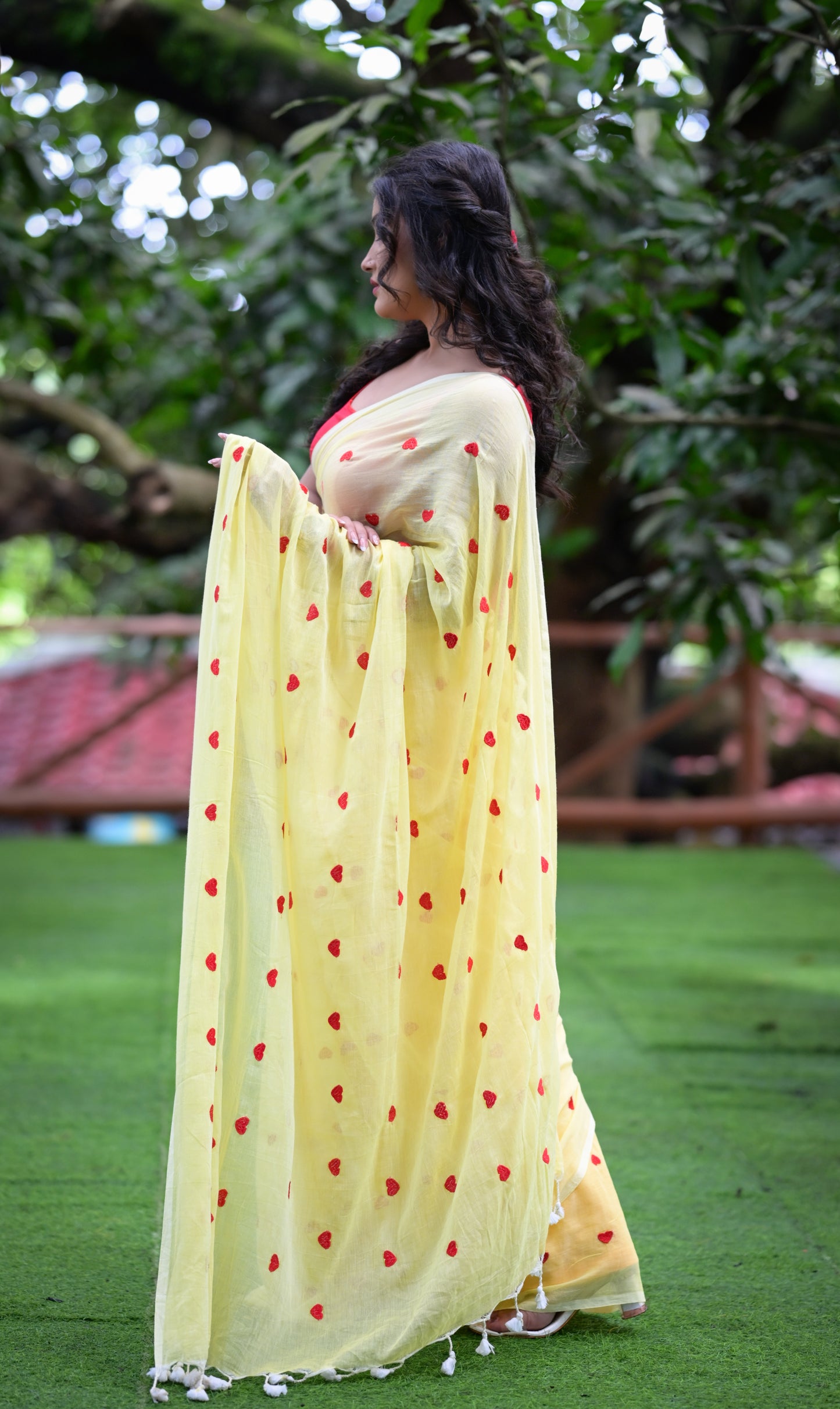 Yellow Mull Cotton Saree with Red Heart Design – Soft & Lightweight (Blouse Not Included)