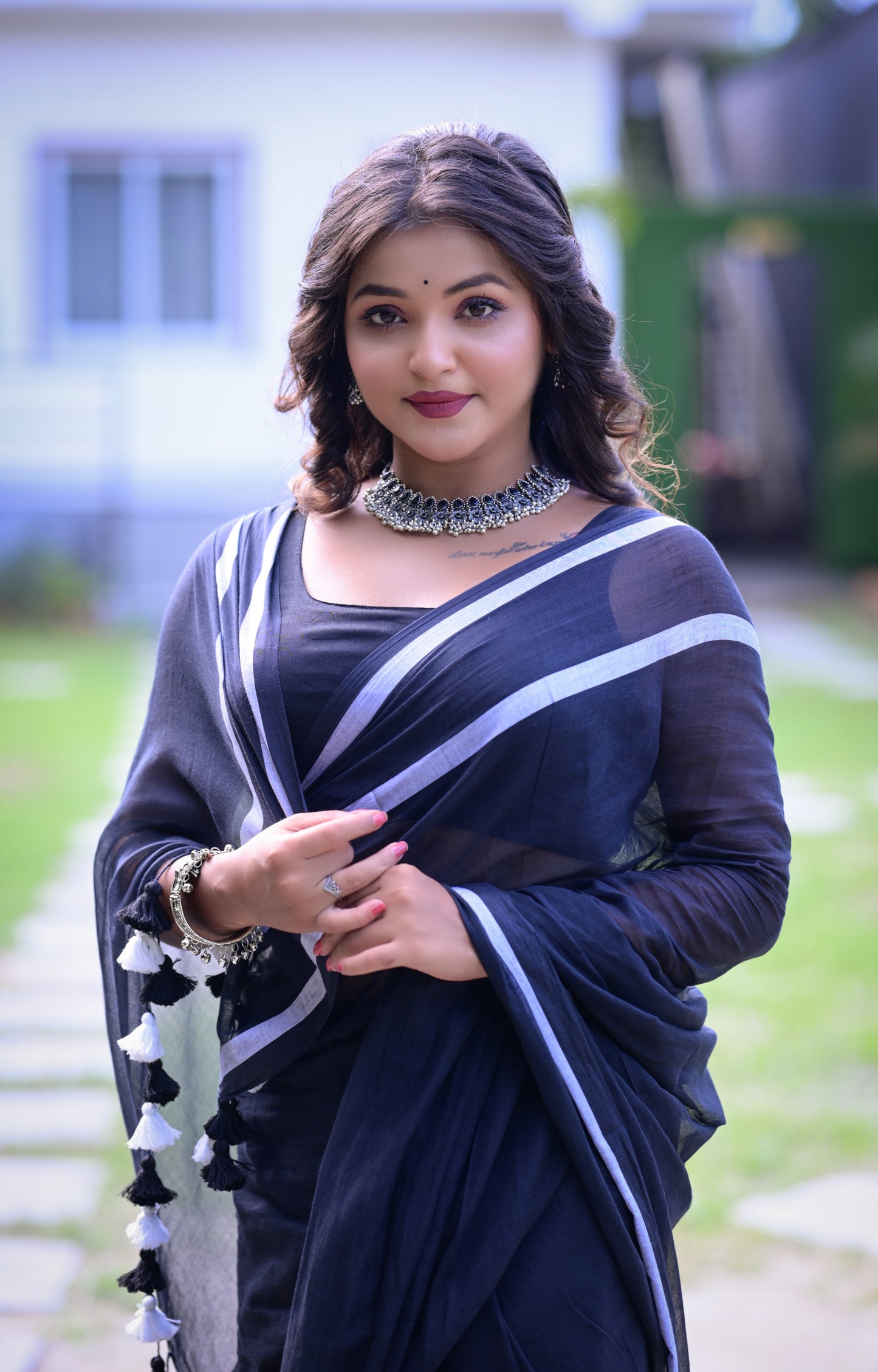 Elegant Black Mull Cotton Saree with White Border – Lightweight & Soft | Blouse Not Included