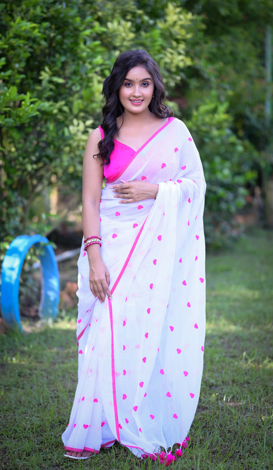 White Mull Cotton Saree with Pink Heart Motifs – Soft, Lightweight & Elegant (Blouse Not Included)