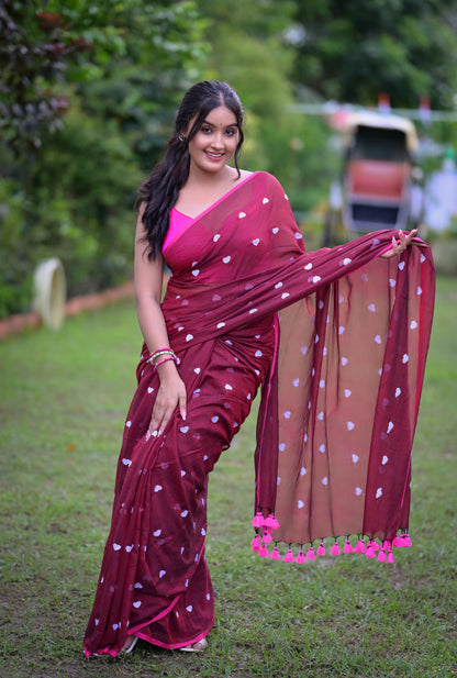 Maroon Mull Cotton Saree with White Heart Motifs & Tassels – Lightweight & Elegant (Blouse Not Included)